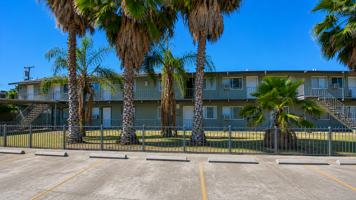 featured image of 441 S Dearing Ave