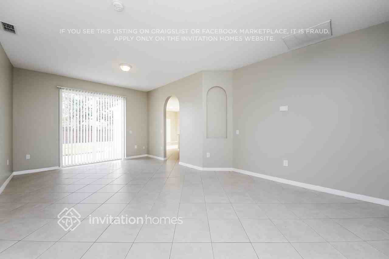 5413 Calla Lily Ct - Photo 3 of 21