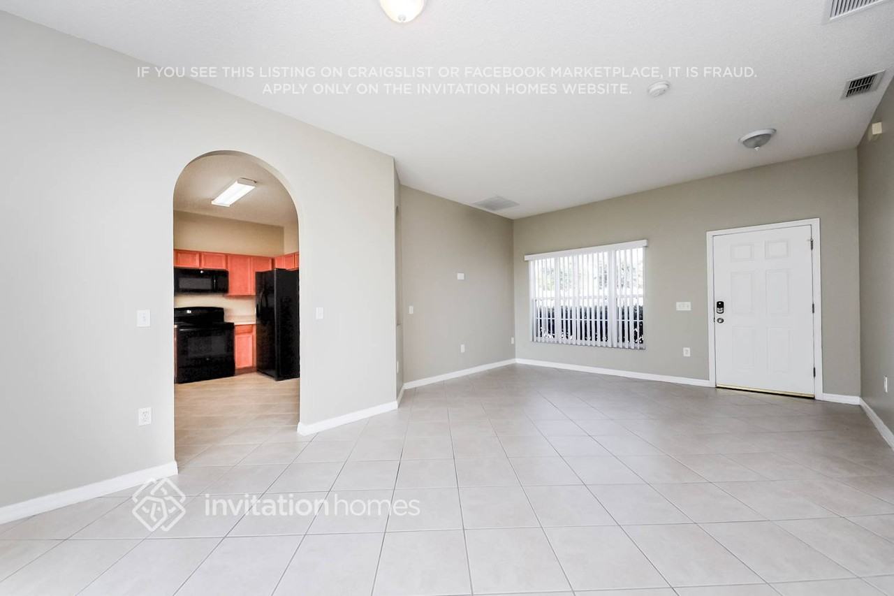 5413 Calla Lily Ct - Photo 4 of 21