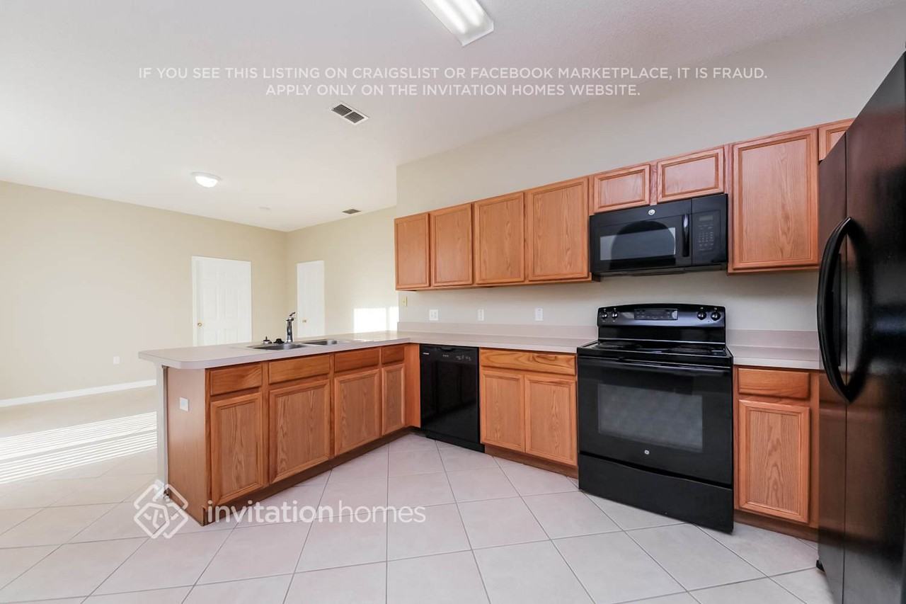 5413 Calla Lily Ct - Photo 6 of 21