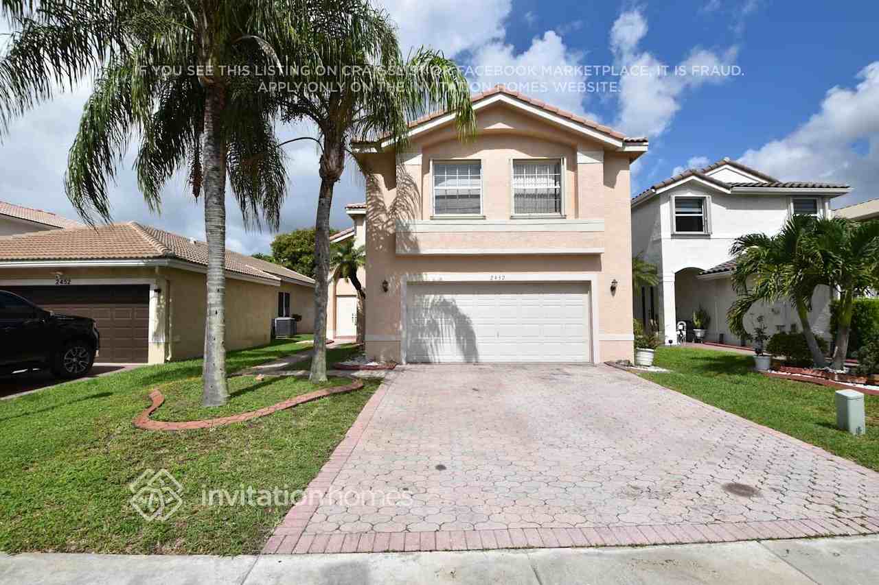2432 Sw 161st Ave