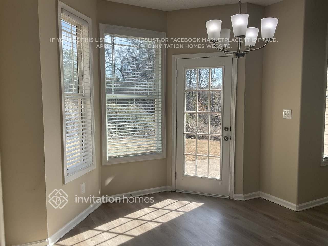 6490 Drake Mnr - Photo 7 of 17