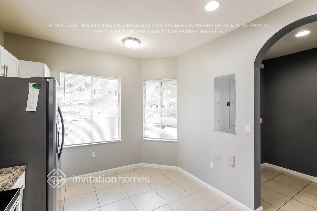 8273 Sw 29th St #102 - Photo 7 of 18