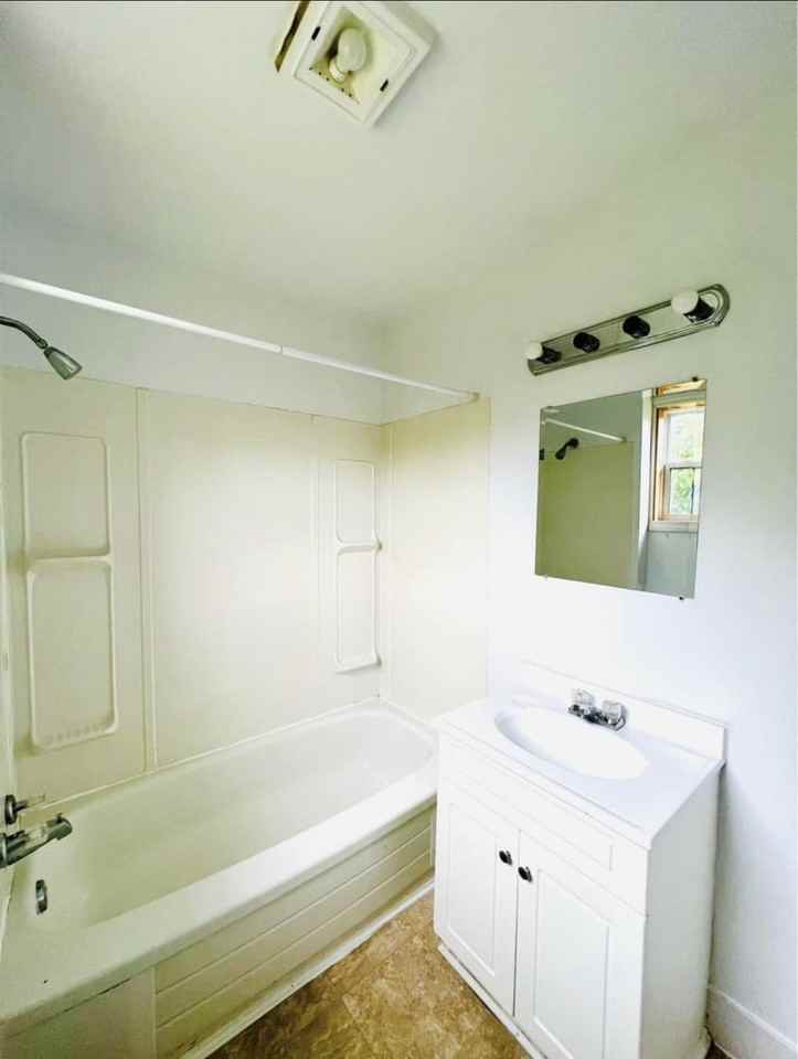1288 Murphy Court - Photo 4 of 5