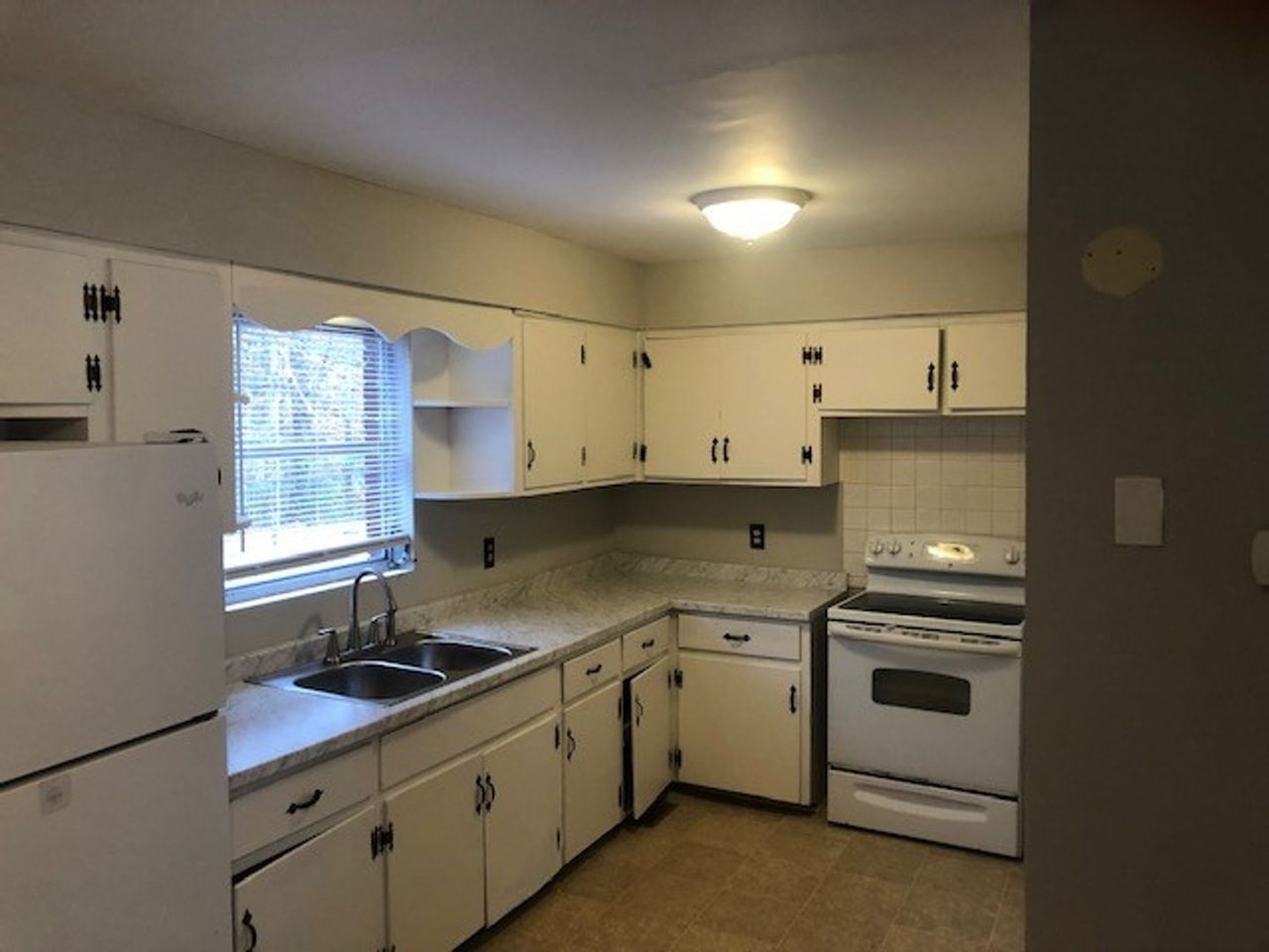 Park Terrace Apartments - Photo 6 of 27