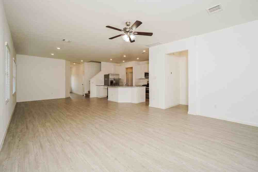 1217 White Willow - Photo 5 of 17