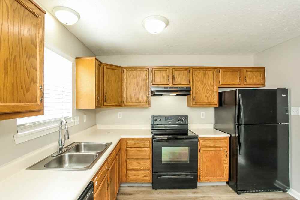 7825 Jaclyn Dr - Photo 6 of 16