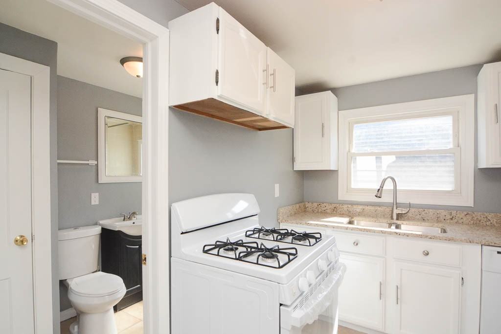 3129 N Spaulding Ave #3 - Photo 4 of 21