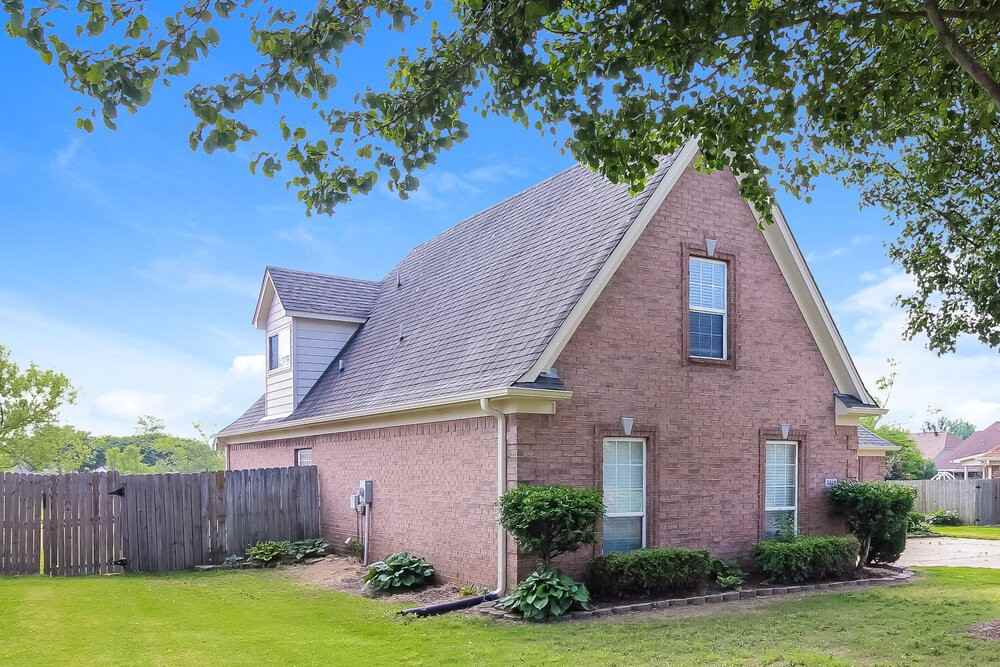 8418 Linda Shore Dr N - Photo 5 of 21