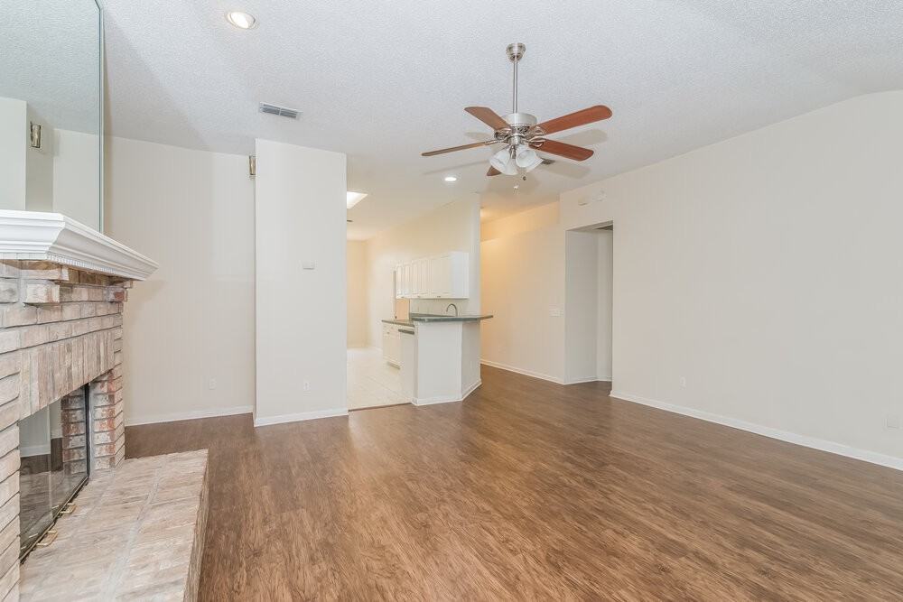 3322 Brahma Ct - Photo 4 of 15