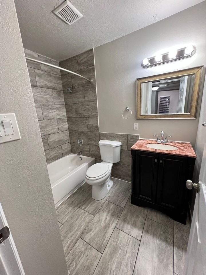 Squire Meadows - Photo 5 of 9