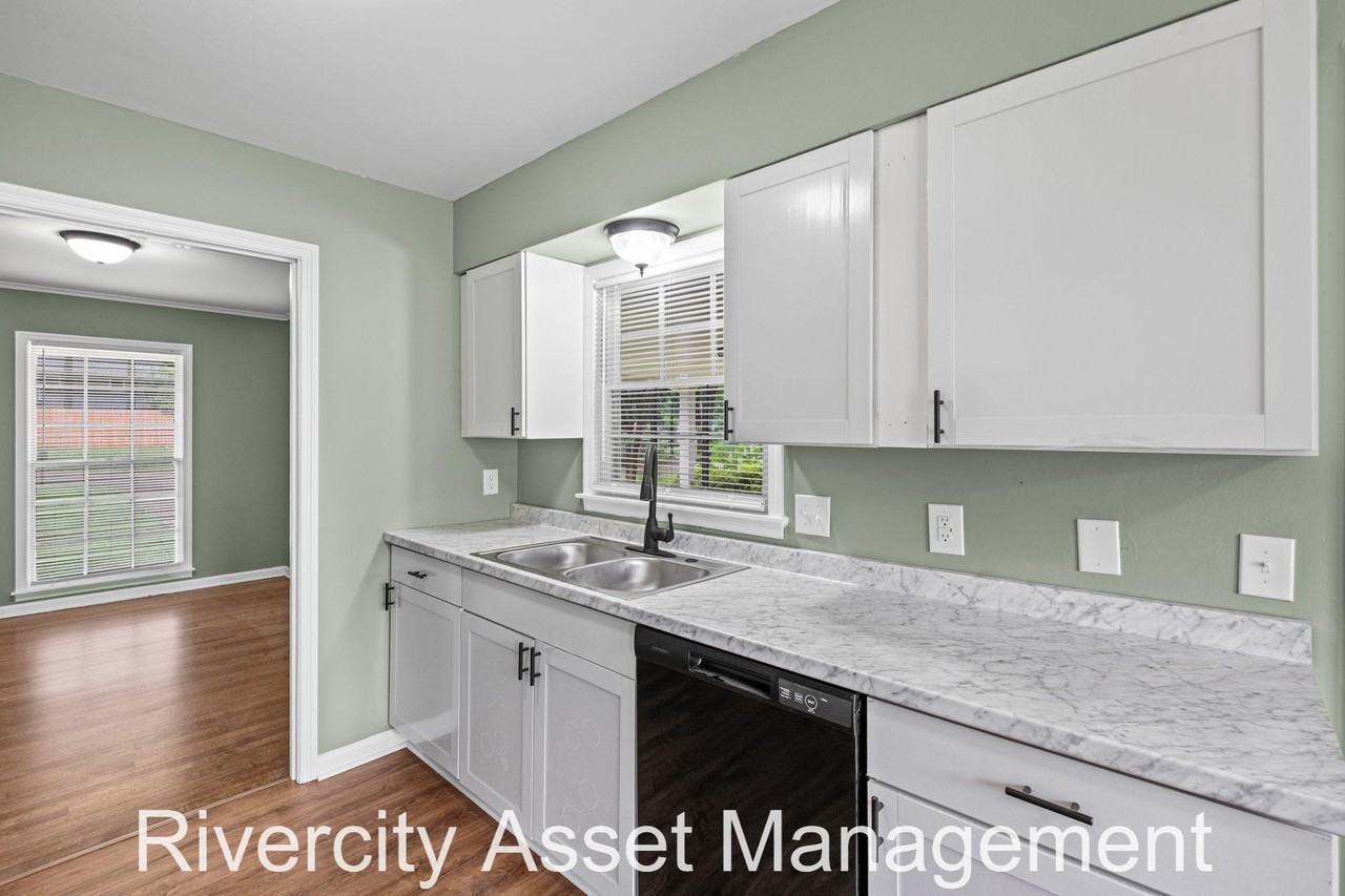 2533 Howard Rd #1 - Photo 7 of 24
