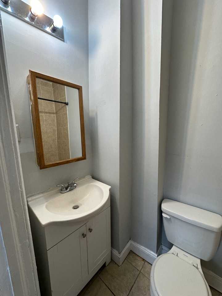 5900 Pine StAppt 4 - Photo 6 of 8
