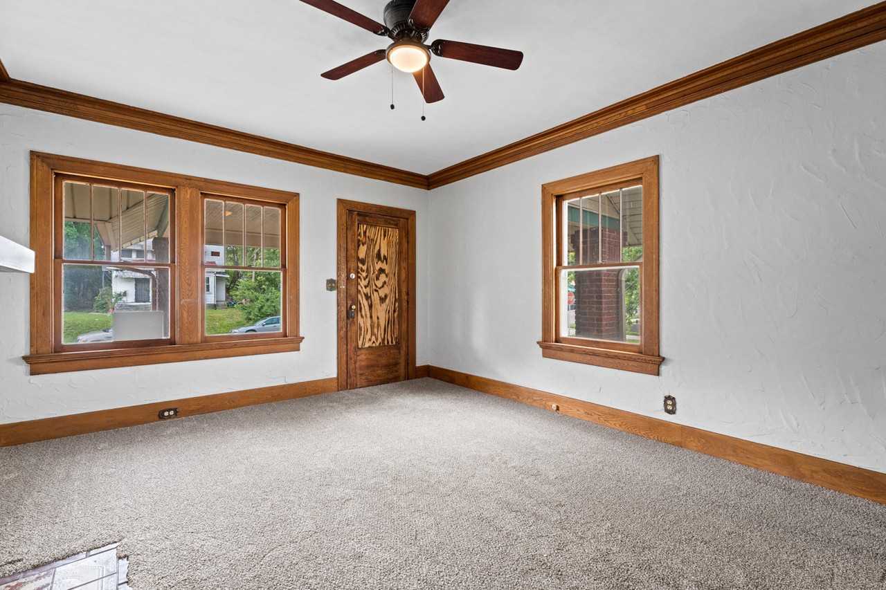41 W Fairview Ave #41