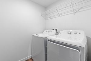 featured image of 560 N Madison Ave