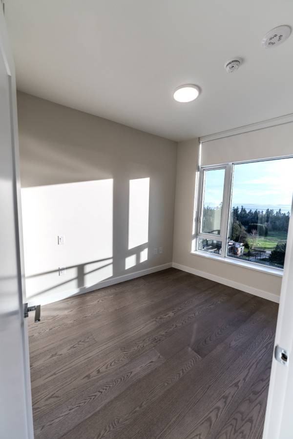 5000 Berton Avenue - Photo 3 of 5