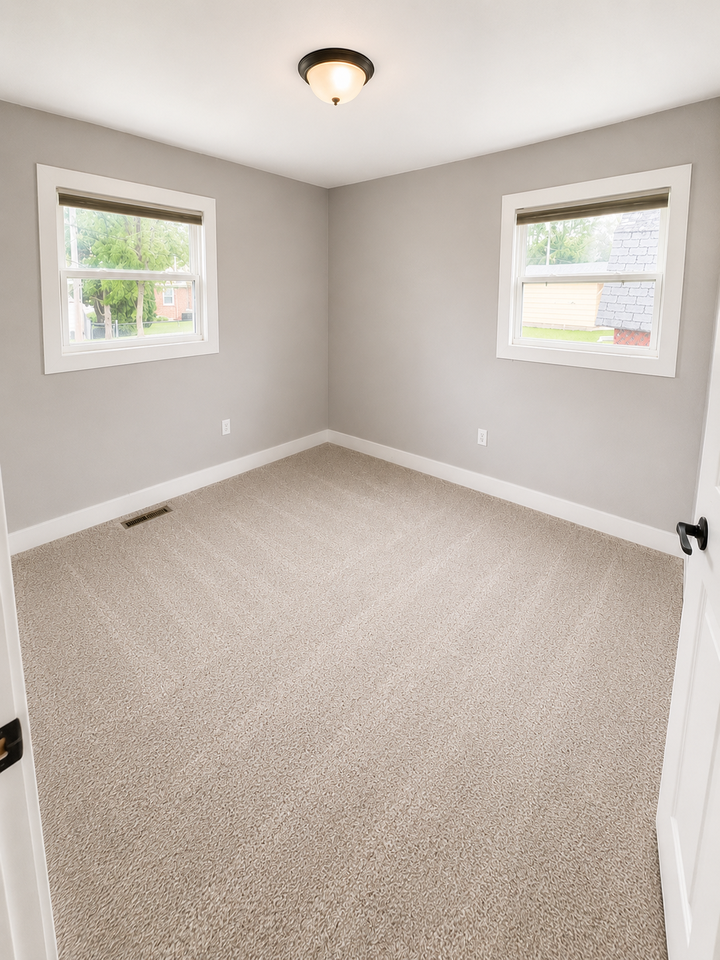 Seneca Ave #1 - Photo 4 of 6