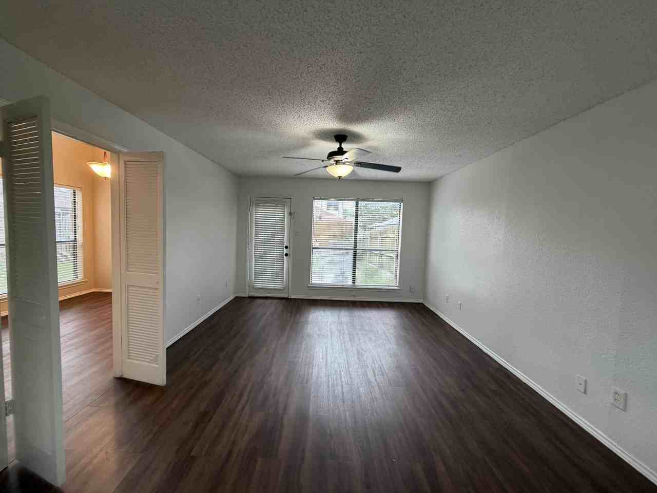 6812 Century Cir - Photo 6 of 21