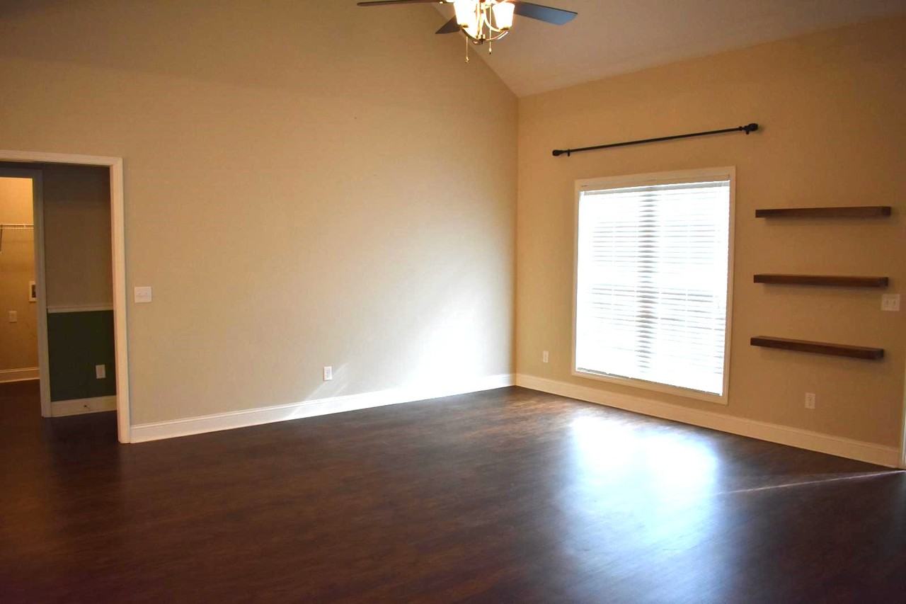 441 Serenity Ave #1 - Photo 2 of 11