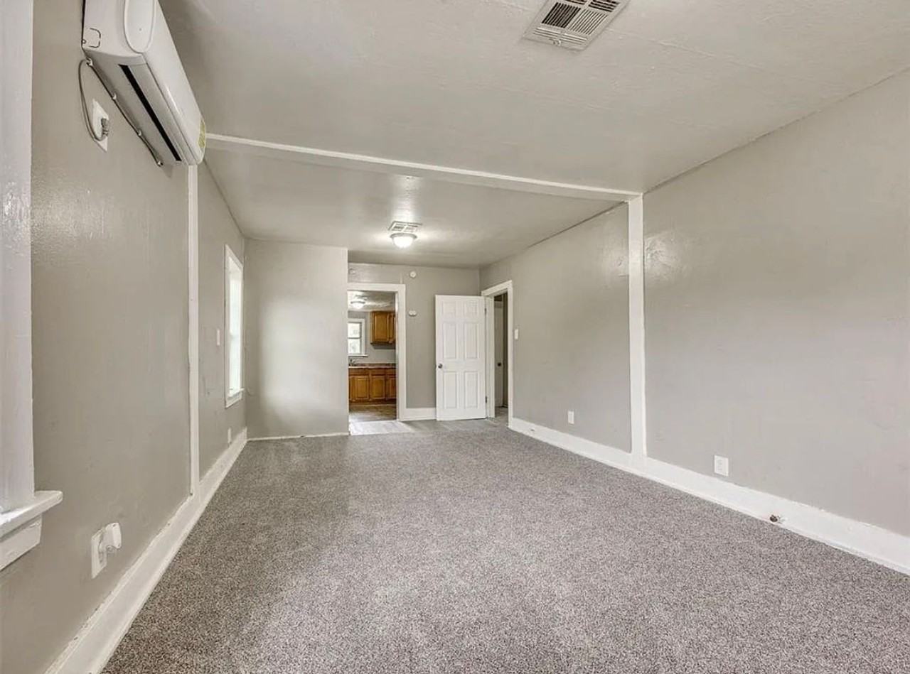 407 Se 25th St - Photo 4 of 21