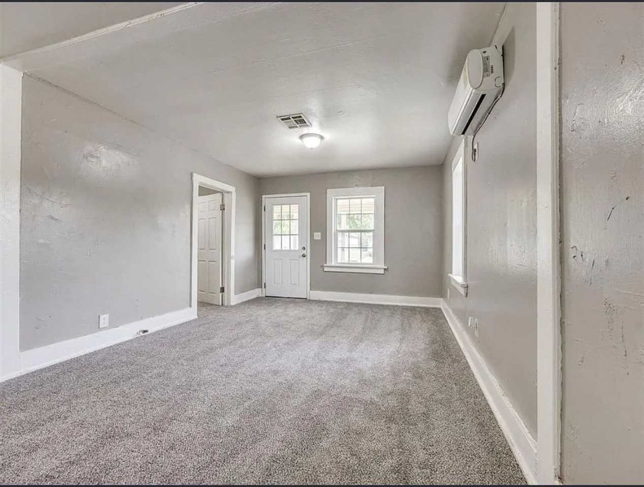 407 Se 25th St - Photo 5 of 21