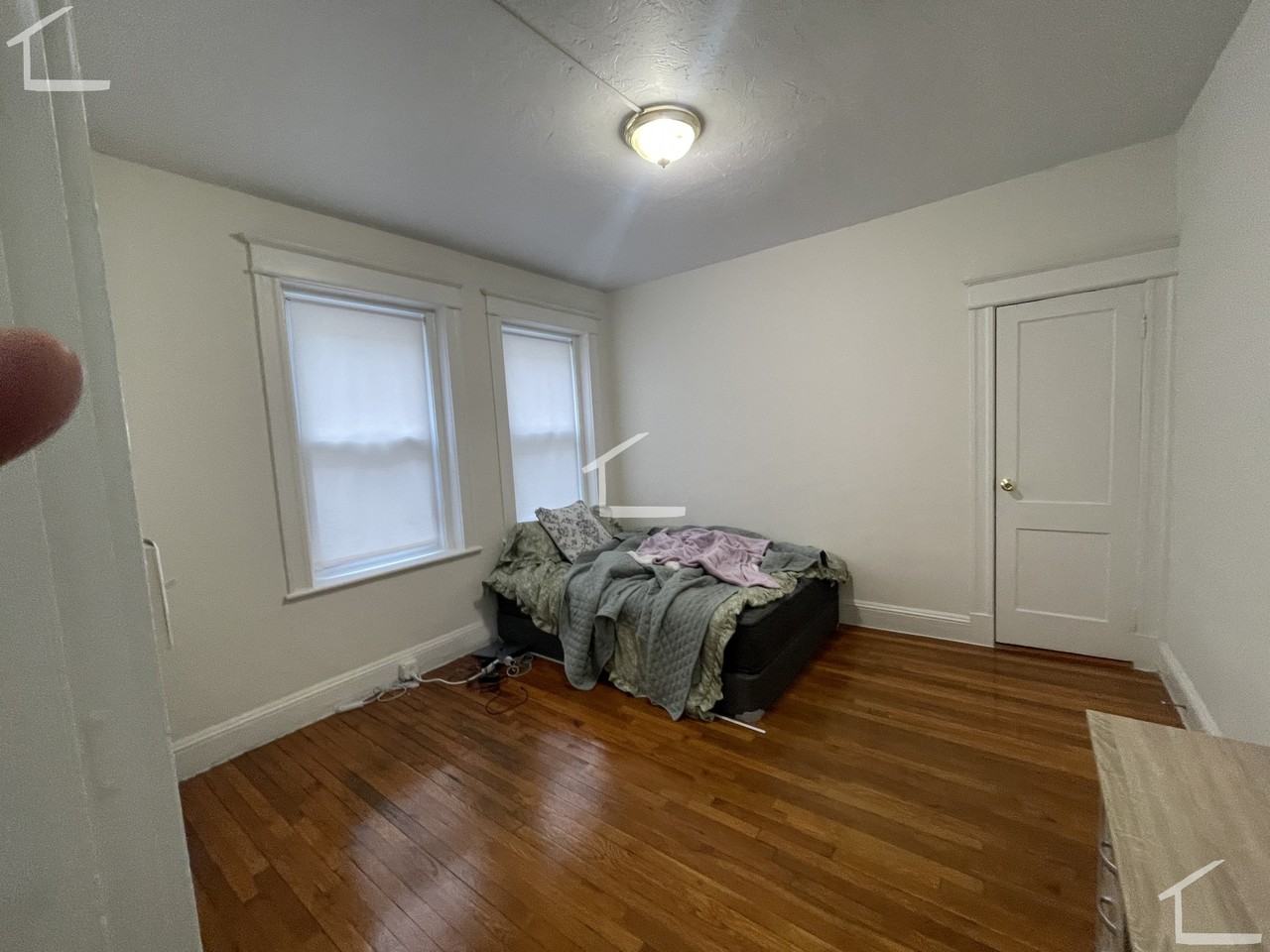 Woodstock Ave #5 - Photo 3 of 4