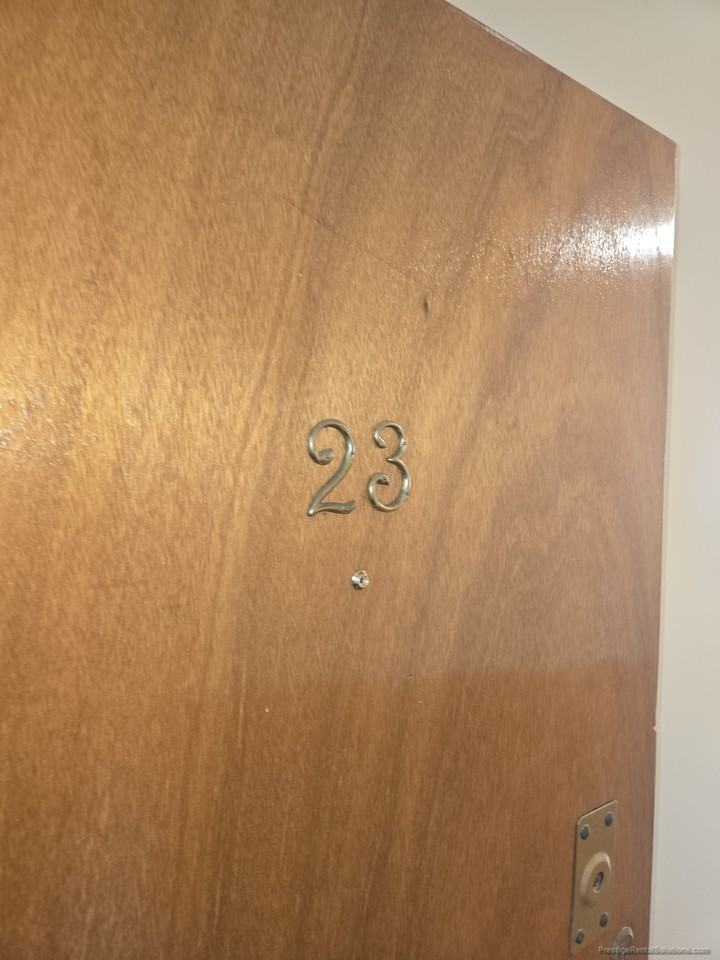2018 Commonwealth Ave #23