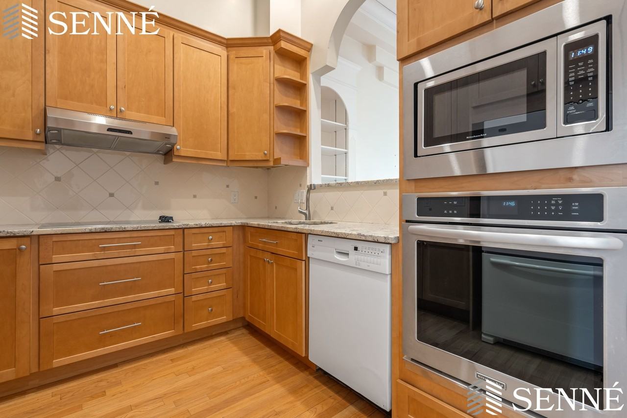 216 Commonwealth Ave #4 - Photo 6 of 22