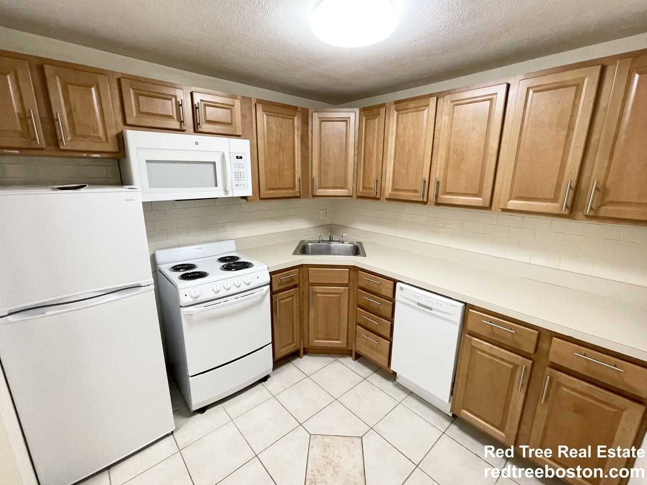245 Main St #65
