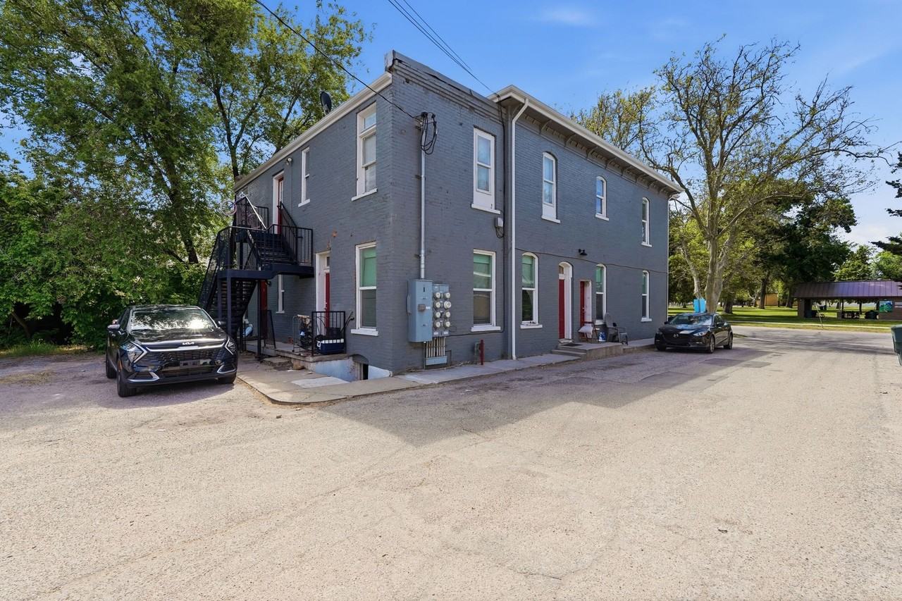 Pet-Friendly Studio & One-Bedroom Apartments in Ogden, UT | Controlled Access Near Park & Library - Photo 4 of 26