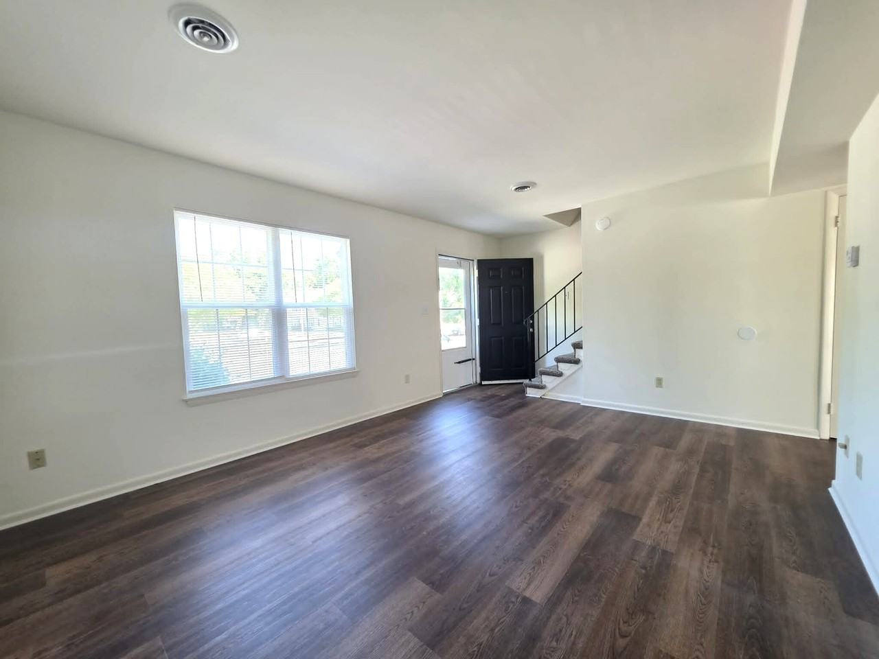 604 Goldsborough Street - Photo 4 of 21