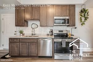 featured image of 1424 E 53rd St #206