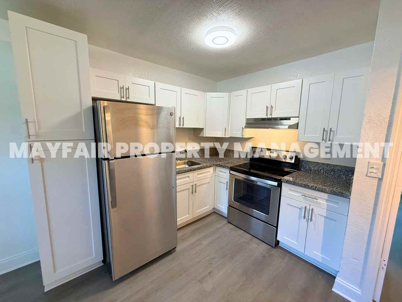 240 Southwest 8th Street - Photo 5 of 40