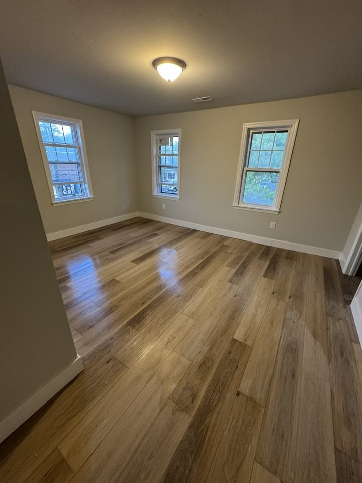 East Avenue 166 - Photo 2 of 8