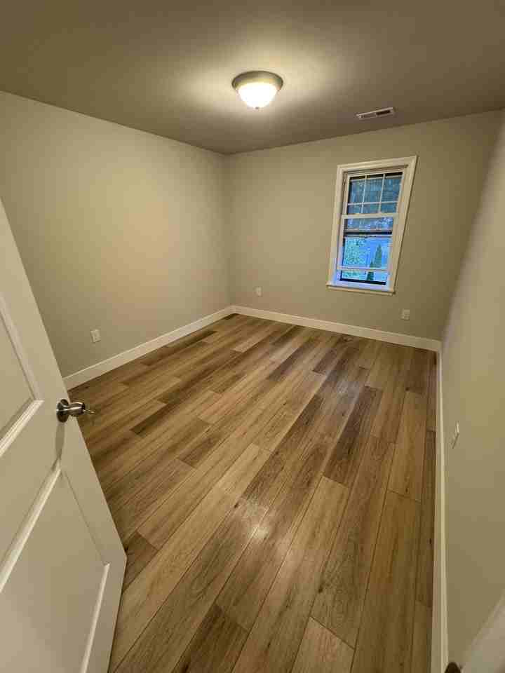 East Avenue 166 - Photo 6 of 8