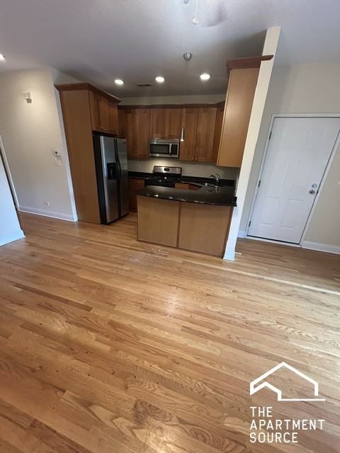 2656 N Hamlin Ave #2S - Photo 2 of 15