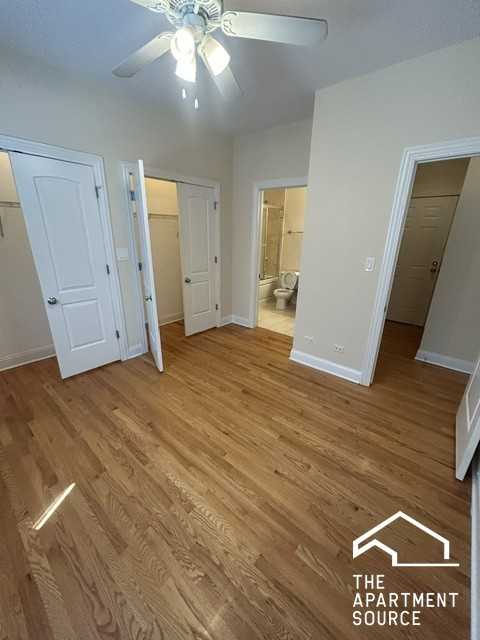 2656 N Hamlin Ave #2S - Photo 6 of 15