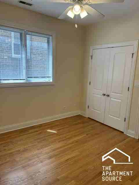 2656 N Hamlin Ave #2S - Photo 7 of 15