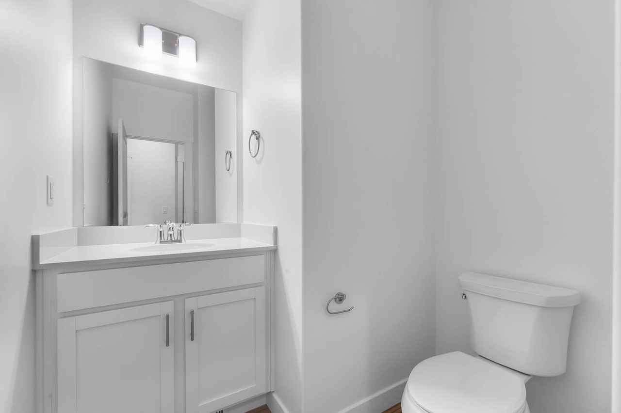 1596 E 6785 N - Photo 4 of 25