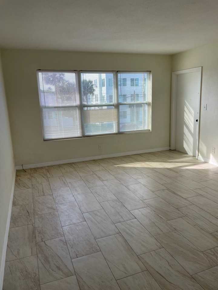 600 Riverview Boulevard #2 - Photo 6 of 10
