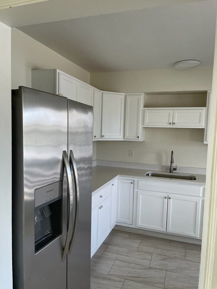 600 Riverview Boulevard #2 - Photo 2 of 10