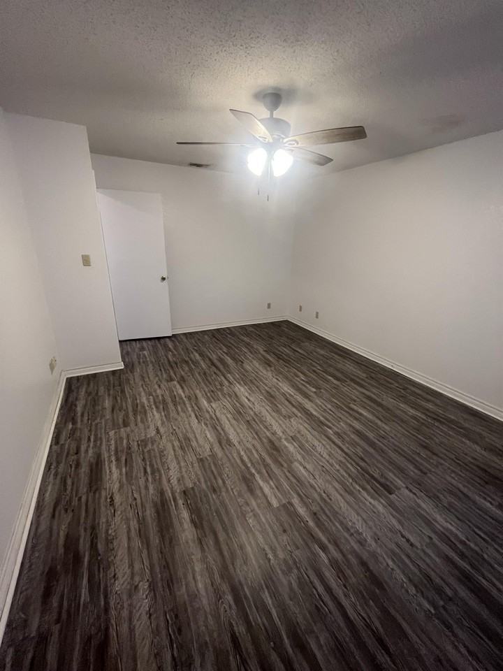 BC 3255 - Photo 2 of 8