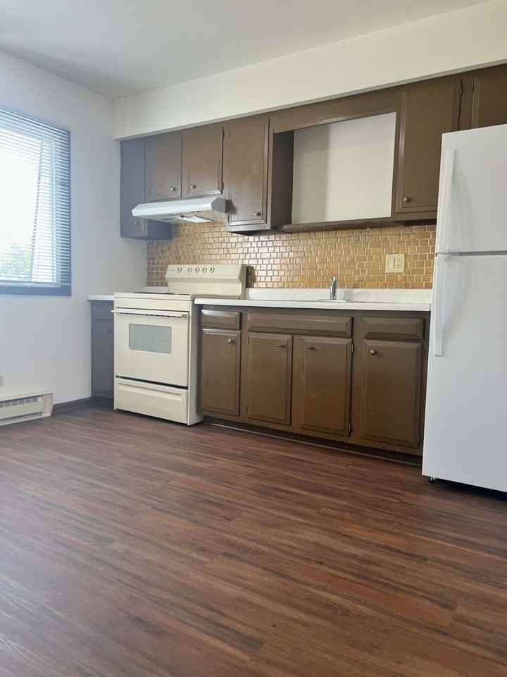 The Willows - Photo 2 of 27