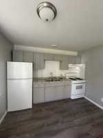 featured image of 182 Bernower Ave Sw