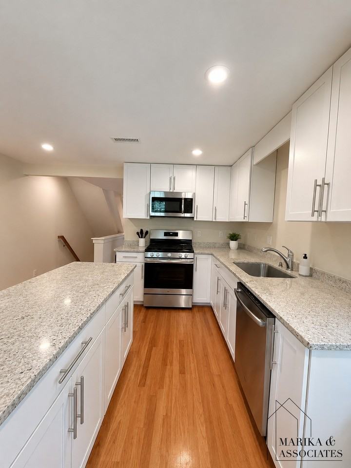 30 Willow St - Photo 3 of 15
