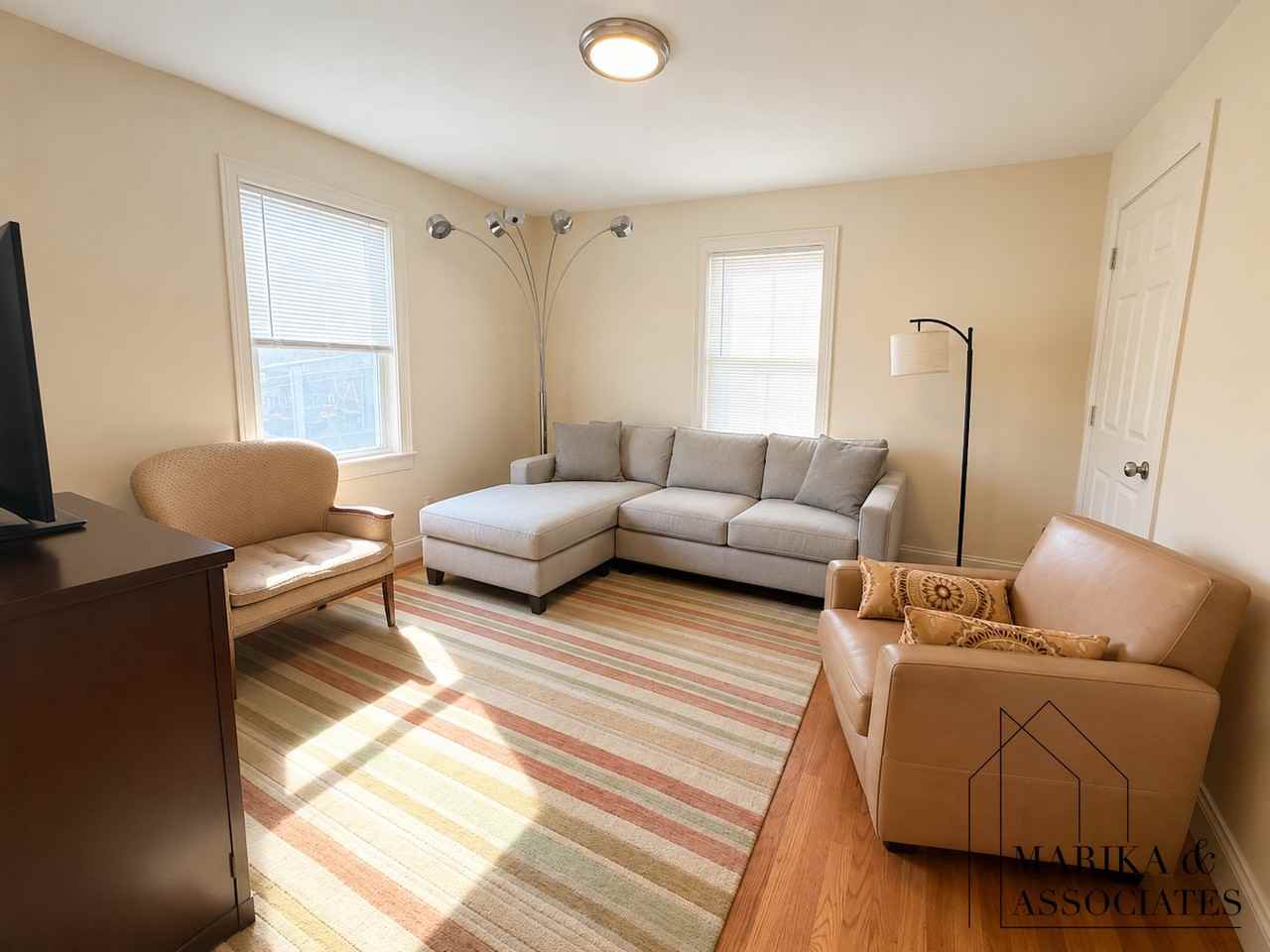 30 Willow St - Photo 5 of 15
