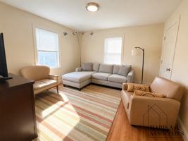 featured image of 30 Willow St