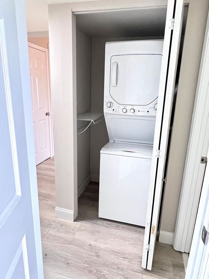 Anic Pointe Apartments, LLC - Photo 6 of 11