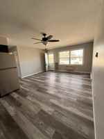 featured image of 440 W Ray St