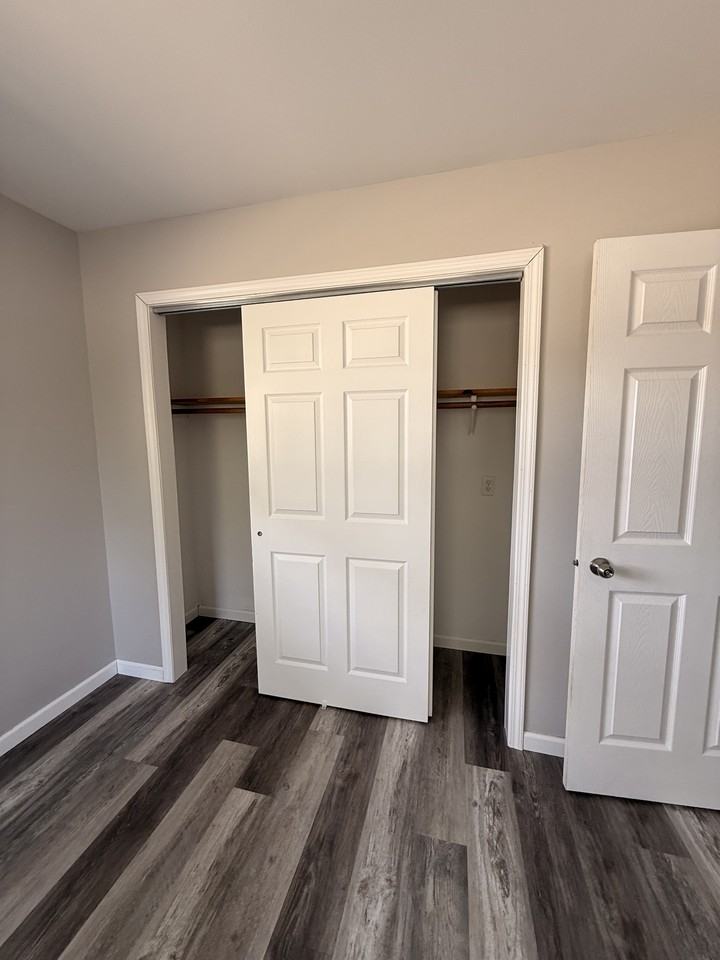 440 West Ray Street - Photo 4 of 9